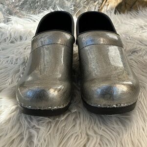 Sanita Signature Women’s Size 37 Mule Clogs, US 8.5